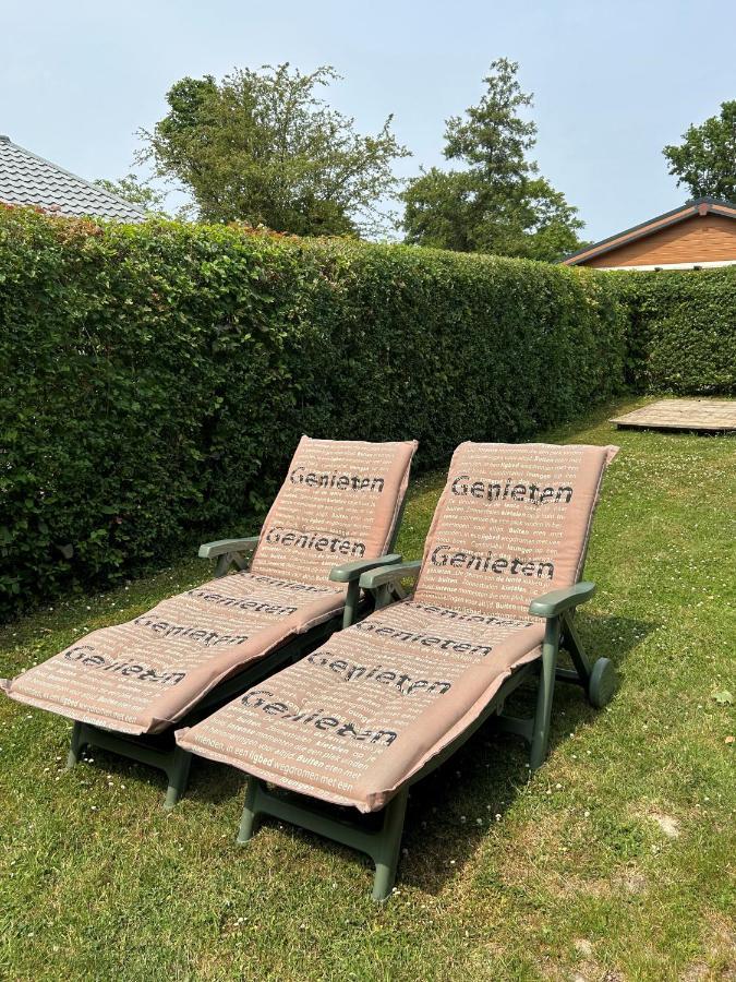 Oosterschelde Lodge Met Veel Privacy En Dicht Bij Het Water Scherpenisse Luaran gambar
