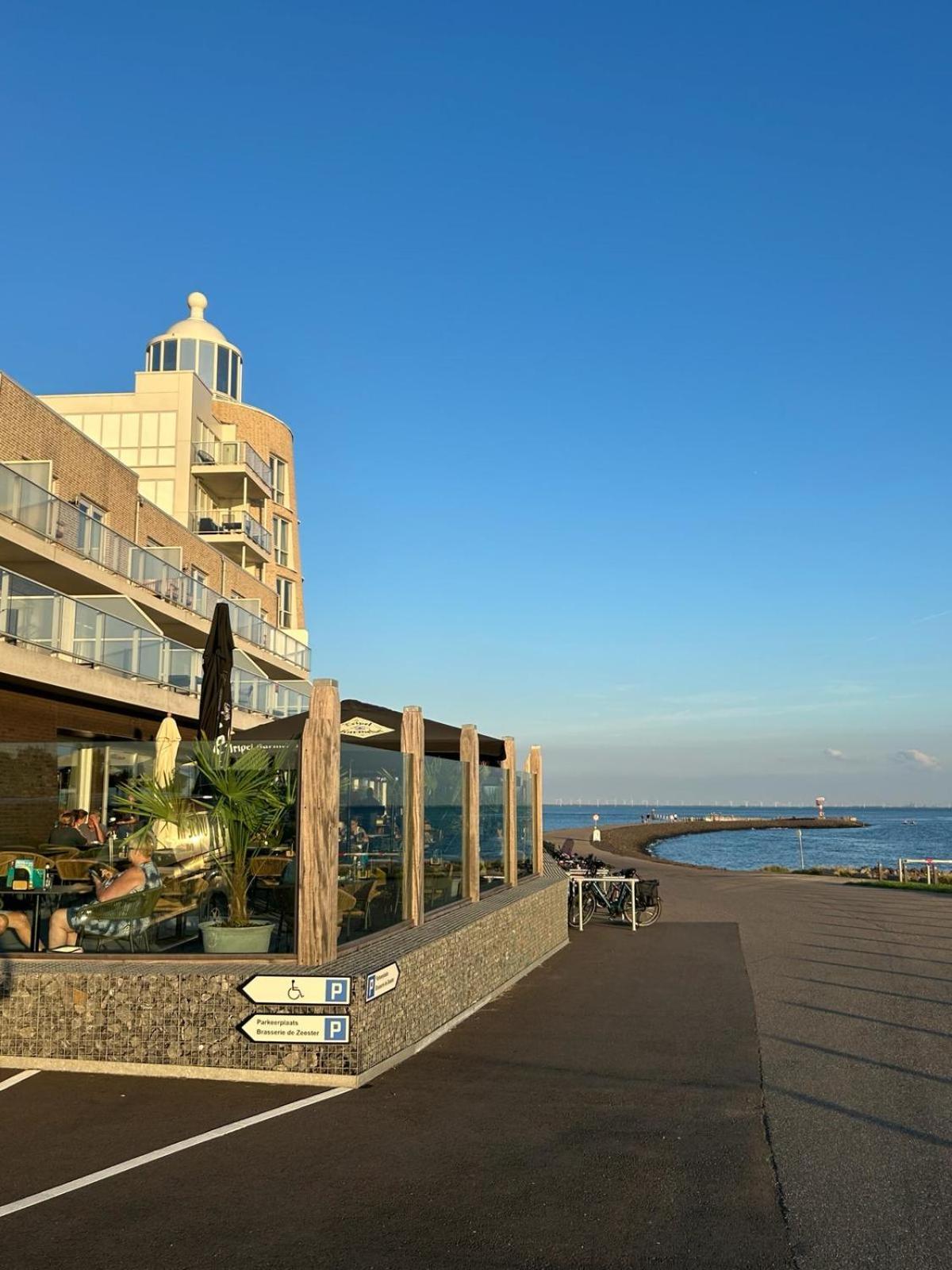 Oosterschelde Lodge Met Veel Privacy En Dicht Bij Het Water Scherpenisse Luaran gambar